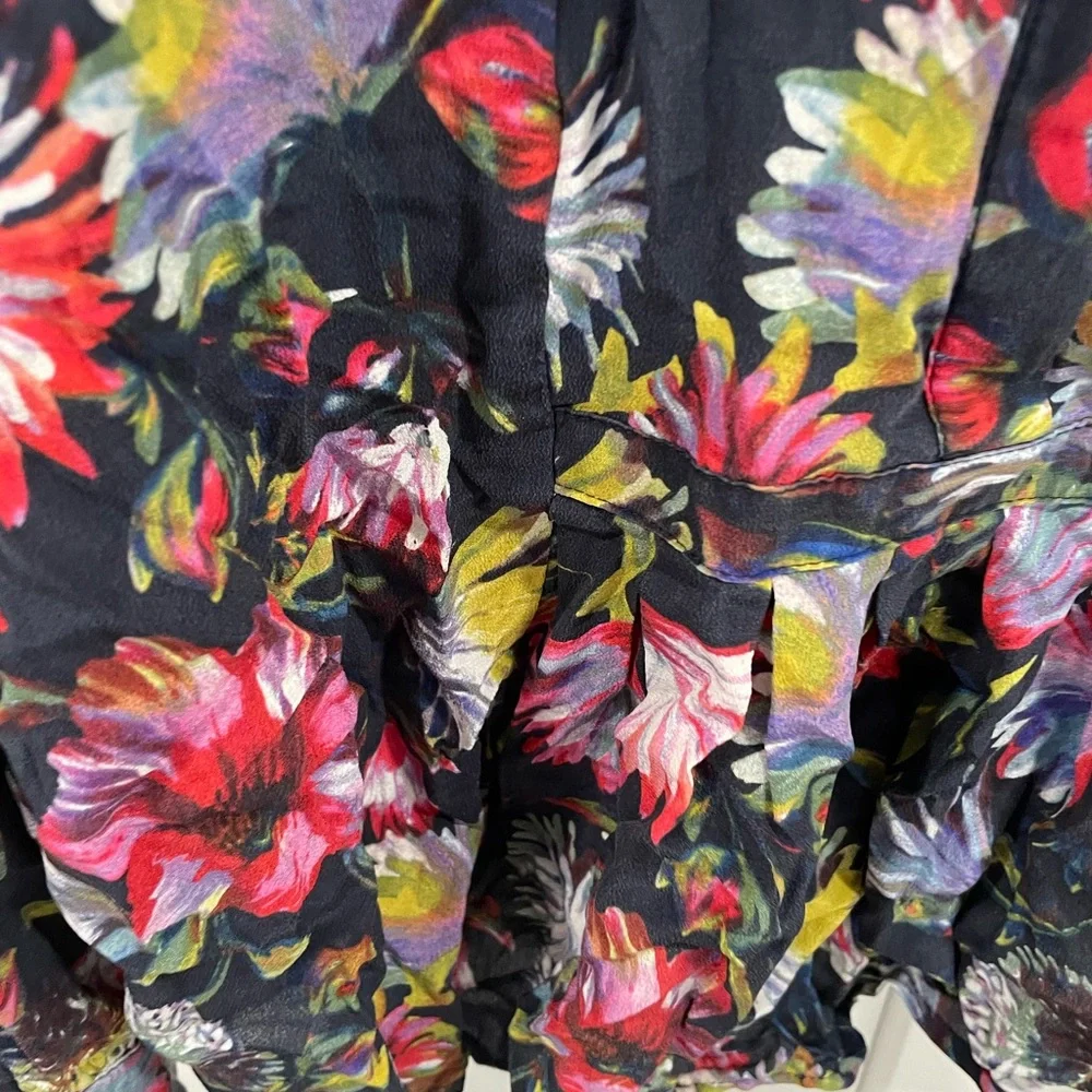 J CREW FLORAL SILK‎ BLOUSE M